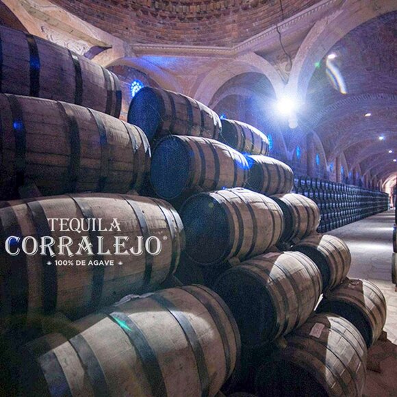 Reposado Tequila Corralejo Empty 1000ml Collectible Bottle! - Picture 10 of 16